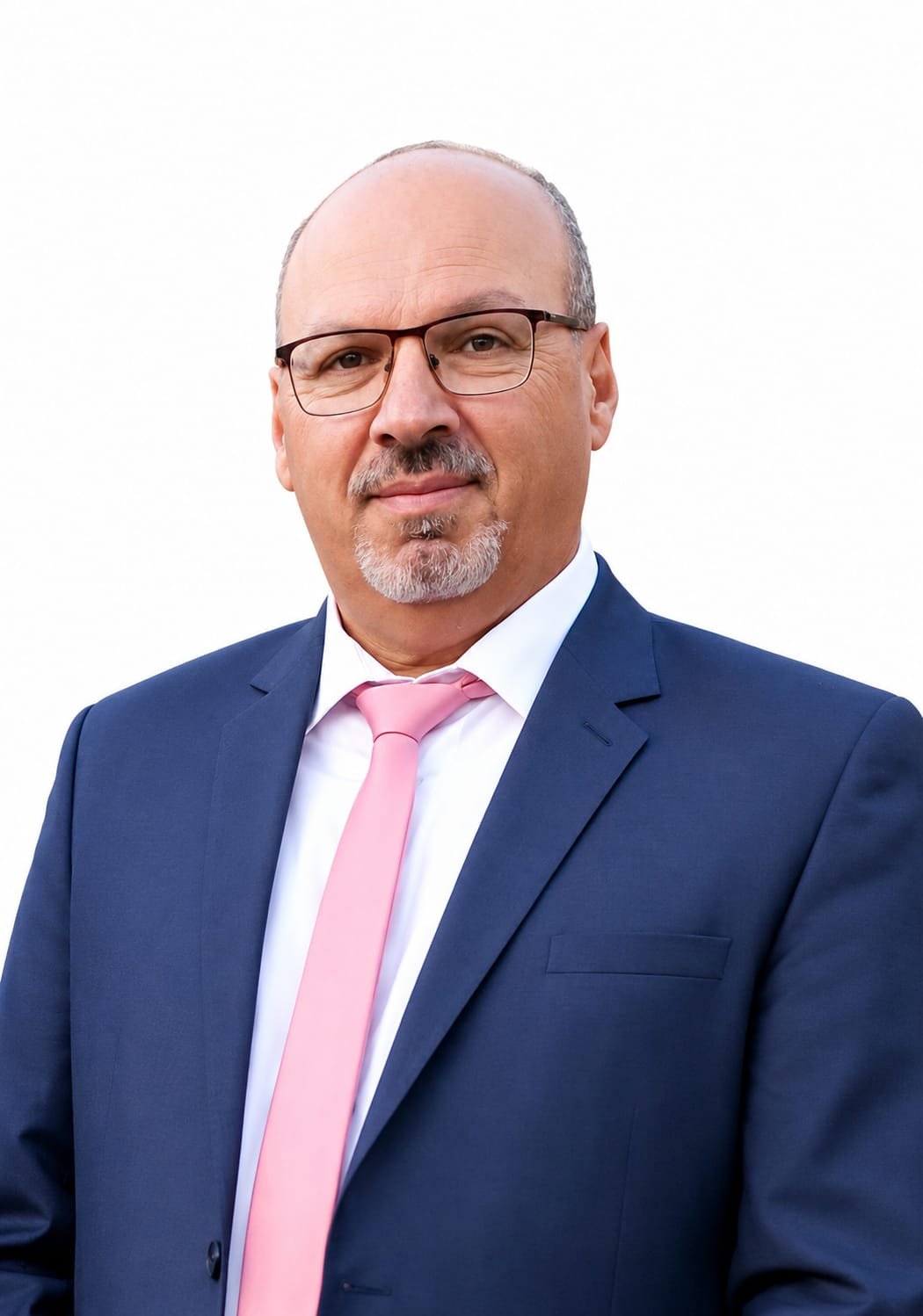 حاتم مساعدة